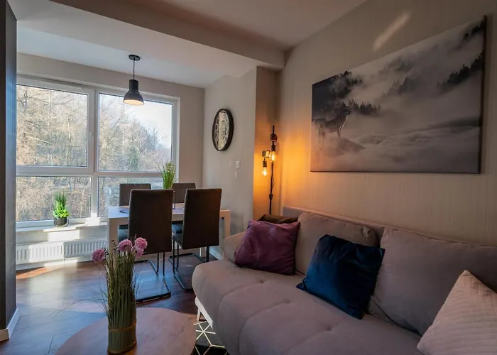 Kurort Kozubnik Wilcza Wataha דירה